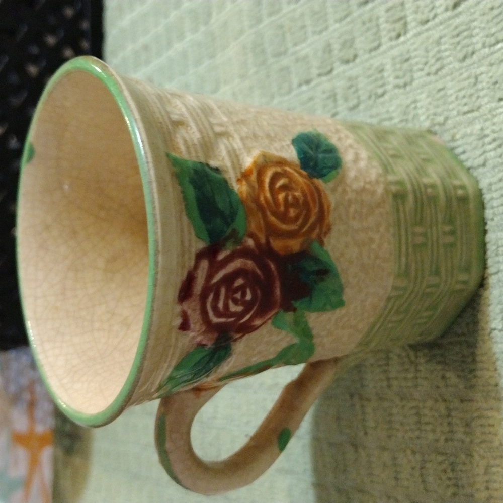 2 For 8 Sale, Vintage Japan cup with rose design. - Picture 3 of 6